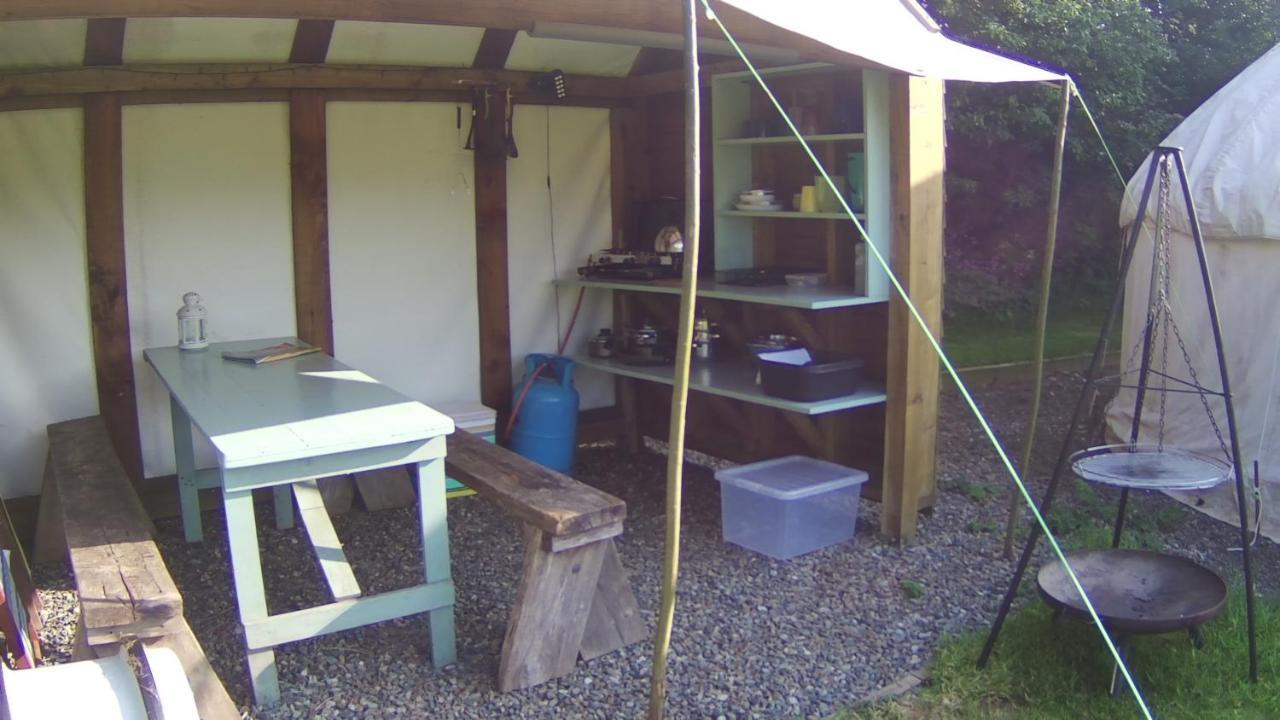 Mill Haven Place Glamping-Yurt 2 Haverfordwest Ngoại thất bức ảnh