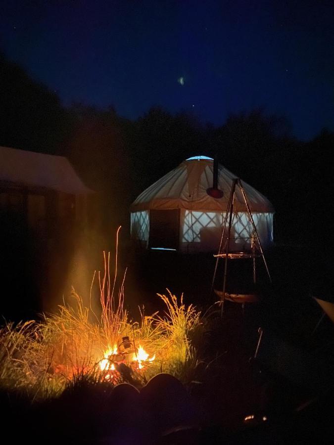 Mill Haven Place Glamping-Yurt 2 Haverfordwest Ngoại thất bức ảnh